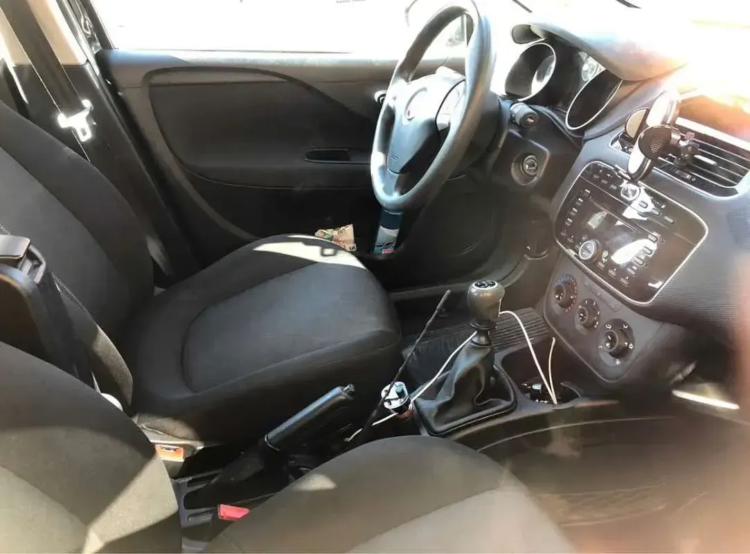 Usata Fiat Punto Street 69 CV (50 kW) 2015 Blu/azzurro Utilitaria