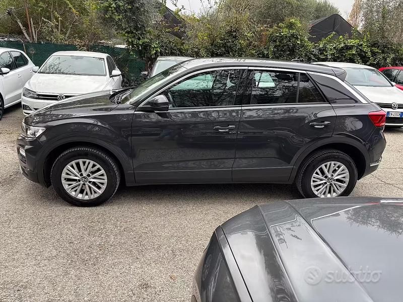 Usata VW T-Roc 116 CV (85 kW) 2021 Grigio SUV
