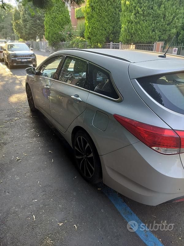 Usata Hyundai i40 136 CV (100 kW) 2013 Grigio Station wagon