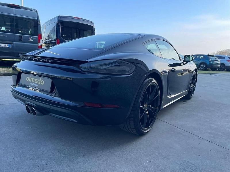 Usata Porsche 718 Cayman 300 CV (220 kW) 2021 Nero jet metallizzato Coupé