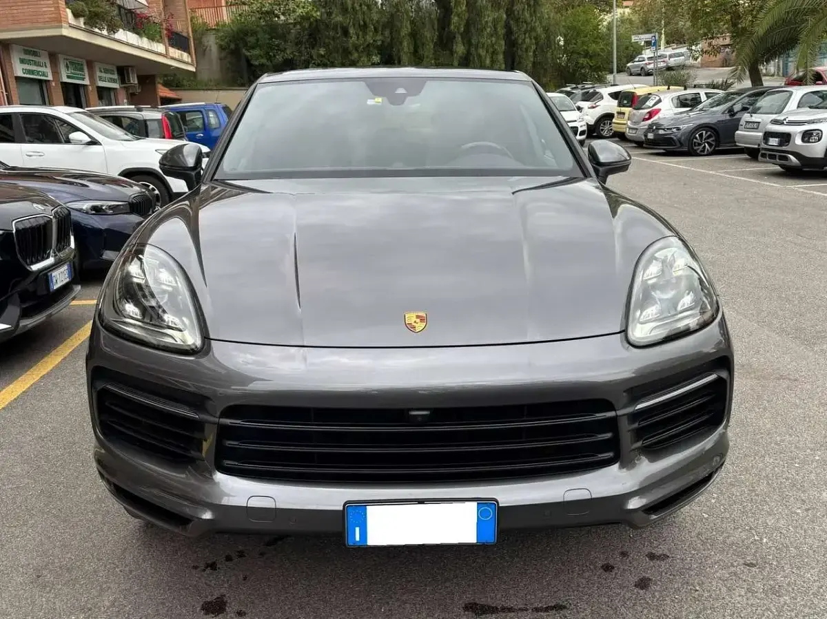 Usata Porsche Cayenne Coupe 340 CV (250 kW) 2020 Grigio Coupé