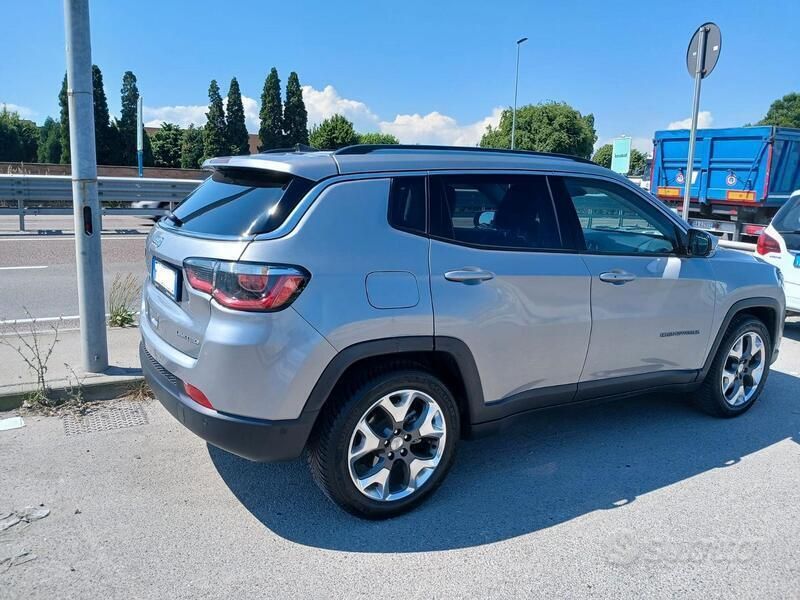 Usata Jeep Compass Limited 120 CV (88 kW) 2019 Grigio SUV