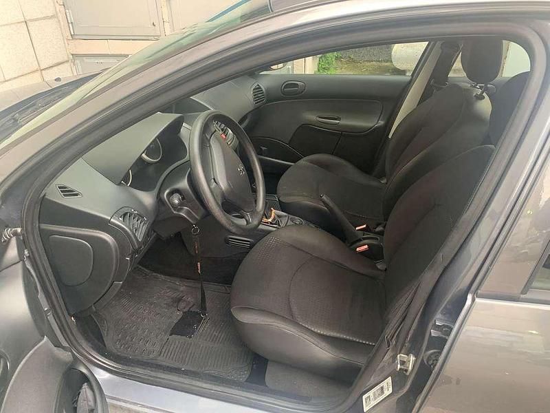 Usata Peugeot 206 60 CV (44 kW) 2010 Grigio Berlina