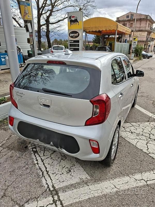 Usata Kia Picanto Style 67 CV (49 kW) 2022 Grigio Utilitaria