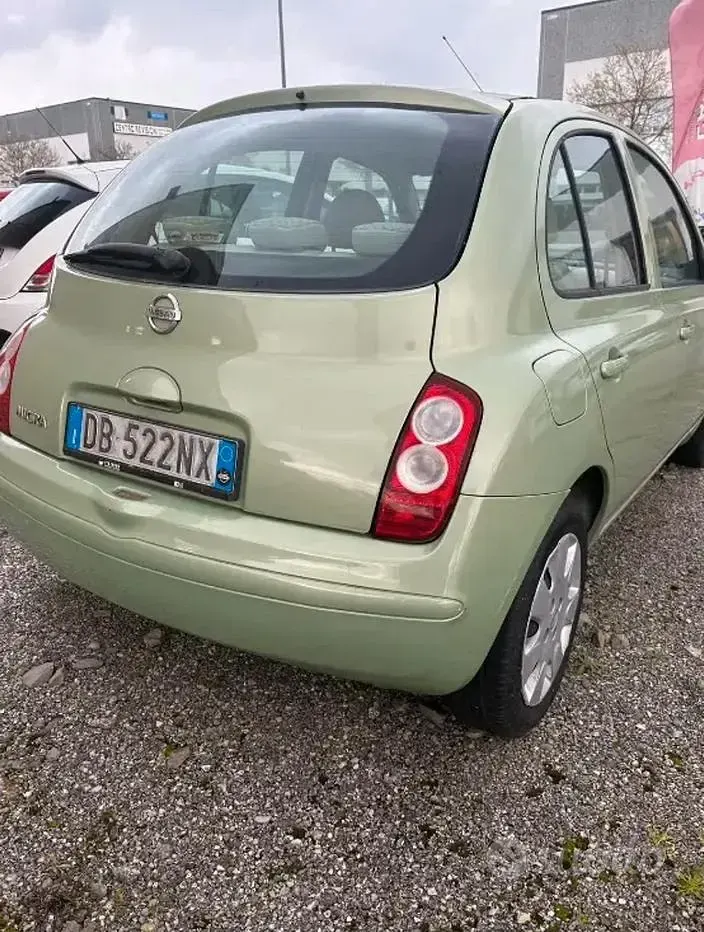 Usata Nissan Micra 80 CV (58 kW) 2006 Berlina