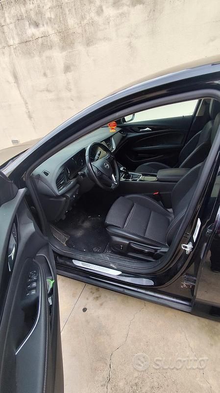 Usata Opel Insignia 2020 Nero Berlina