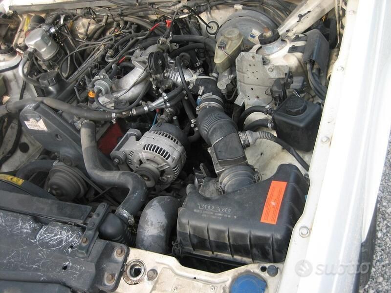 Usata Volvo 940 111 CV (81 kW) 1992 Bianco Station wagon