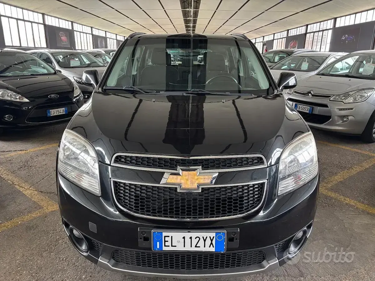 Usata Chevrolet Orlando 131 CV (96 kW) 2012 Nero Monovolume