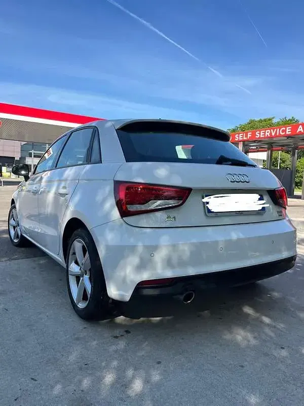Usata Audi A1 Sportback Ambiente 82 CV (60 kW) 2017 Bianco Utilitaria