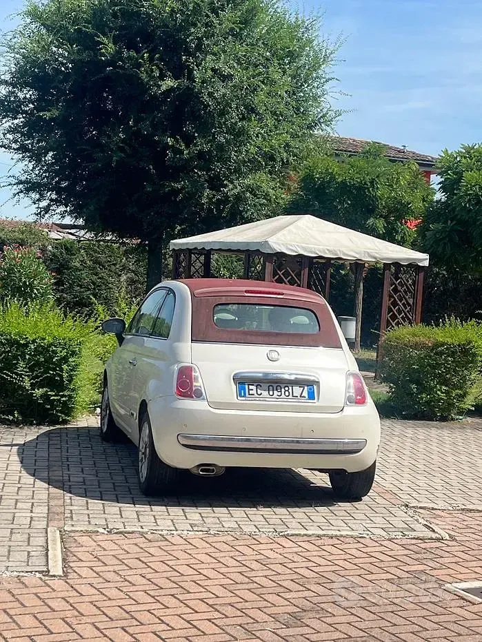Usata Fiat 500 100 CV (73 kW) 2010 Bianco Cabrio