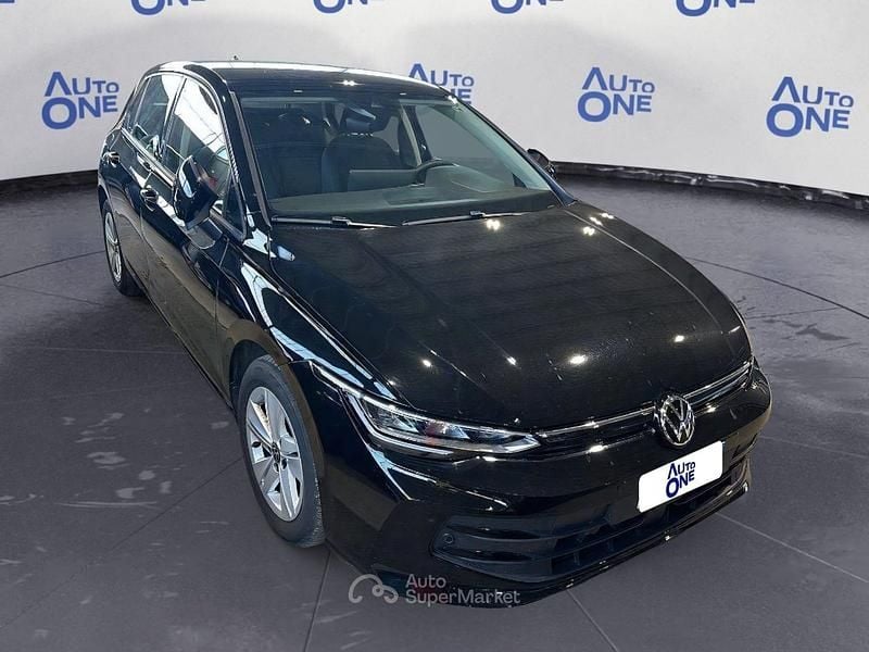 Nero Usata 2025 VW Golf Life Berlina | 24.900 € (Super prezzo) - Immagine 1/4