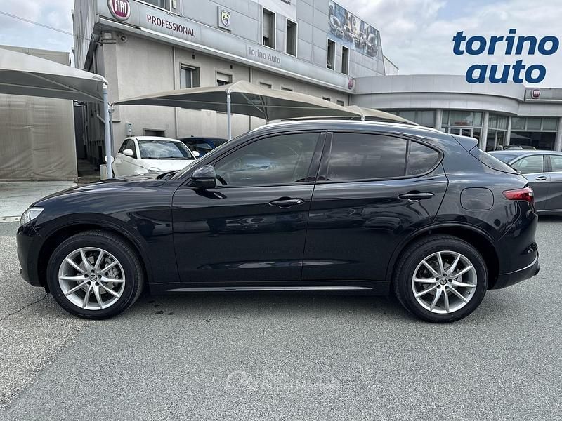 Usata Alfa Romeo Stelvio Executive 210 CV (154 kW) 2019 Nero SUV