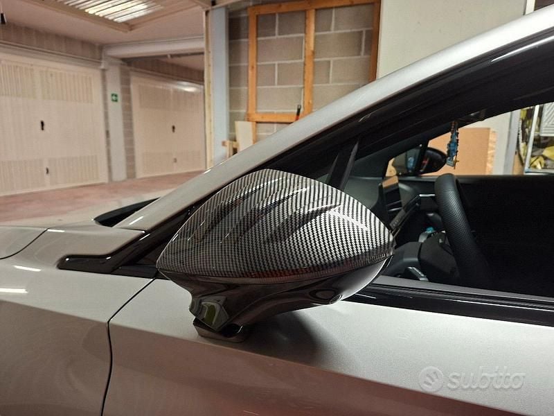 Usata MG MG4 EV Luxury 150 kW (204 CV) 2024 Grigio Utilitaria