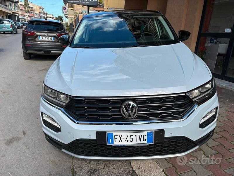 Usata VW T-Roc Style 116 CV (85 kW) 2019 Grigio SUV