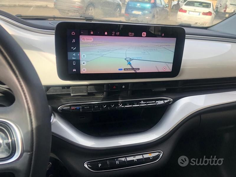 Usata Fiat 500e 42 kW (58 CV) 2022 Bianco Berlina