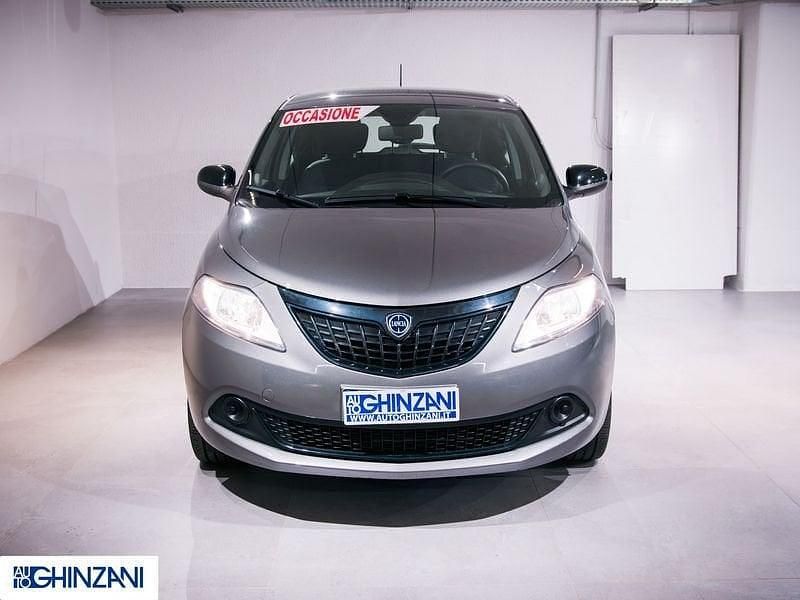 Usata Lancia Ypsilon S 69 CV (50 kW) 2024 Grigio Utilitaria