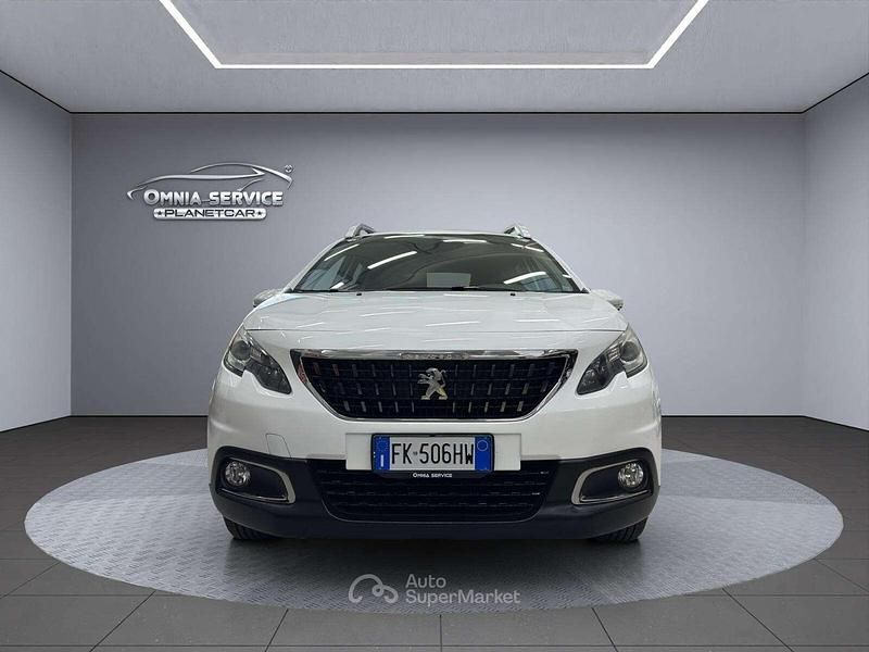 Usata Peugeot 2008 Active 82 CV (60 kW) 2017 Bianco SUV