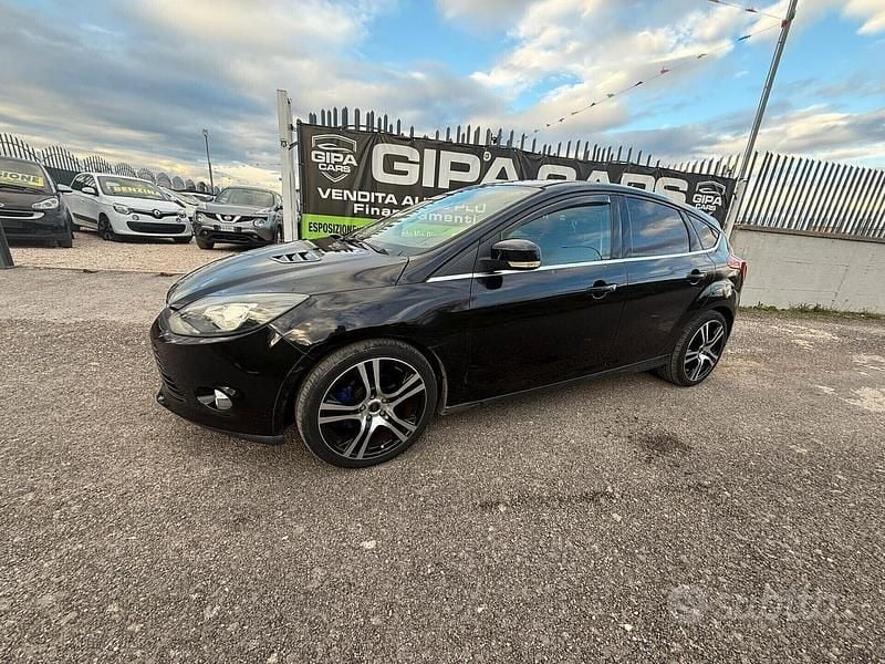 Usata Ford Focus Titanium 125 CV (91 kW) 2012 Nero Berlina