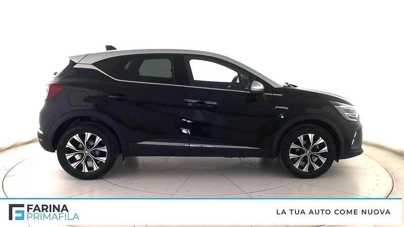 Usata Renault Captur Techno 91 CV (66 kW) 2024 Nero tetto grigio chiaro SUV