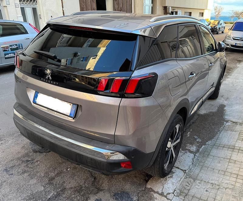 Usata Peugeot 3008 Allure 131 CV (96 kW) 2018 Grigio SUV