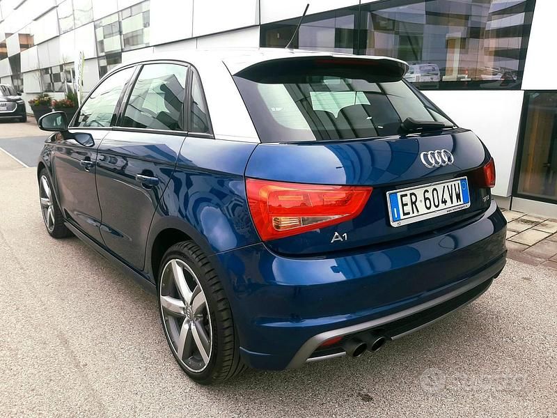 Usata Audi A1 Sportback S-Line 122 CV (89 kW) 2013 Blu Utilitaria
