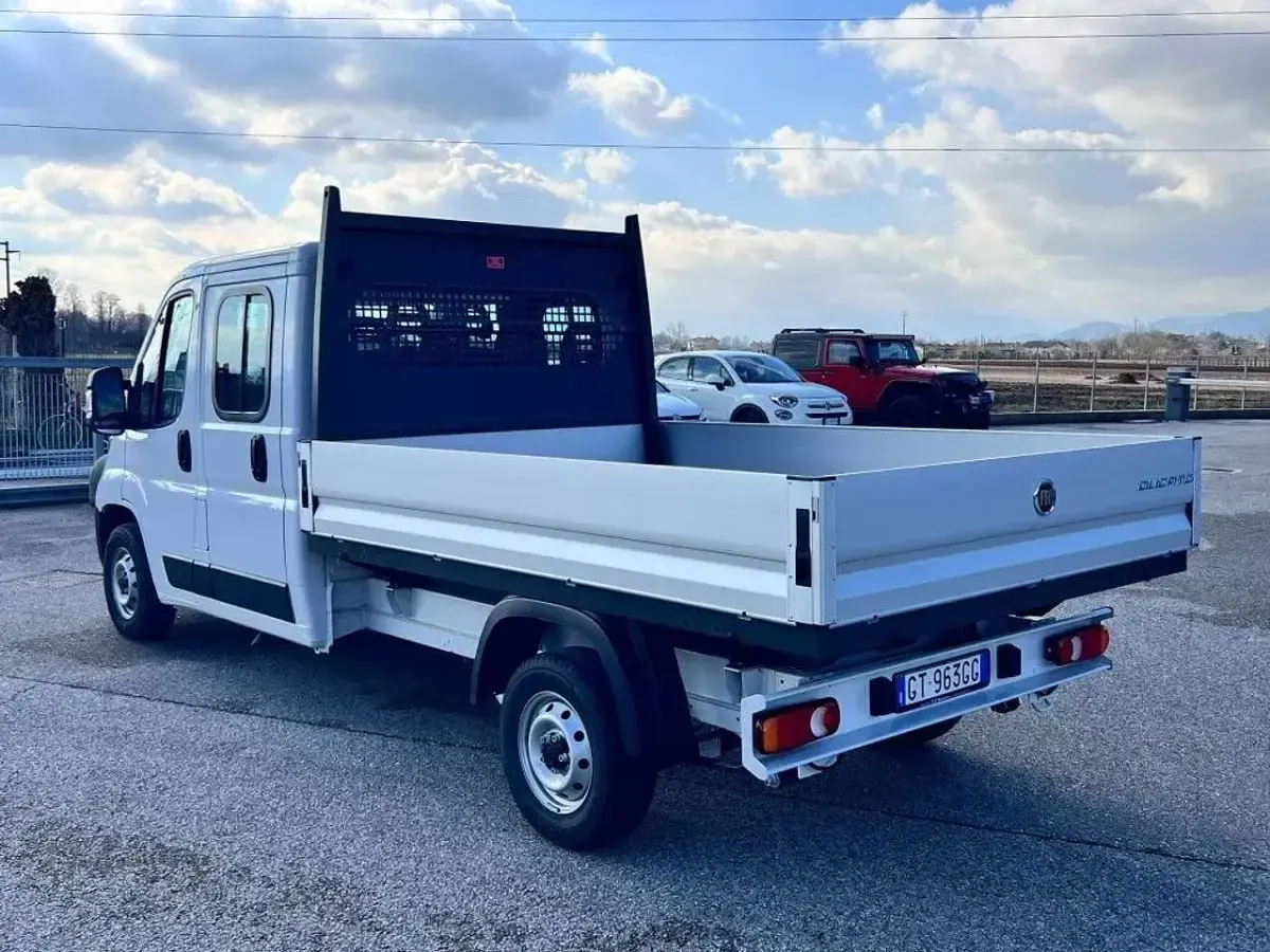 Usata Fiat Ducato 120 CV (88 kW) 2024 Bianco Furgone