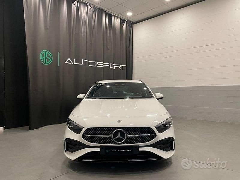 Usata Mercedes A200 AMG line 163 CV (119 kW) 2023 Bianco Berlina
