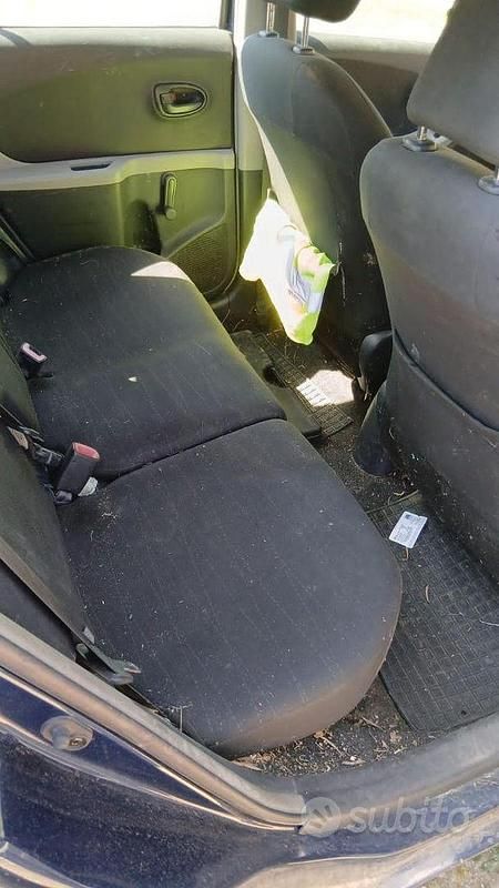 Usata Toyota Yaris 2006 Blu Berlina