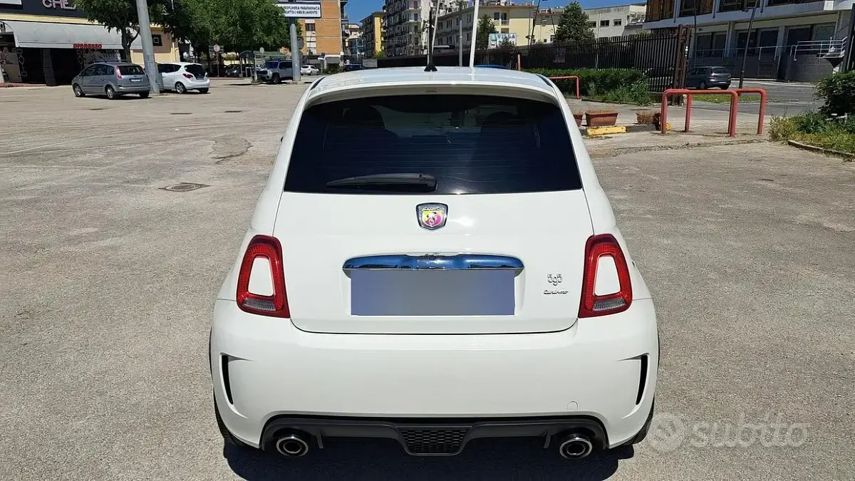 Usado Fiat 500 Abarth 160 CV (117 kW) 2016 Blanco Berlina