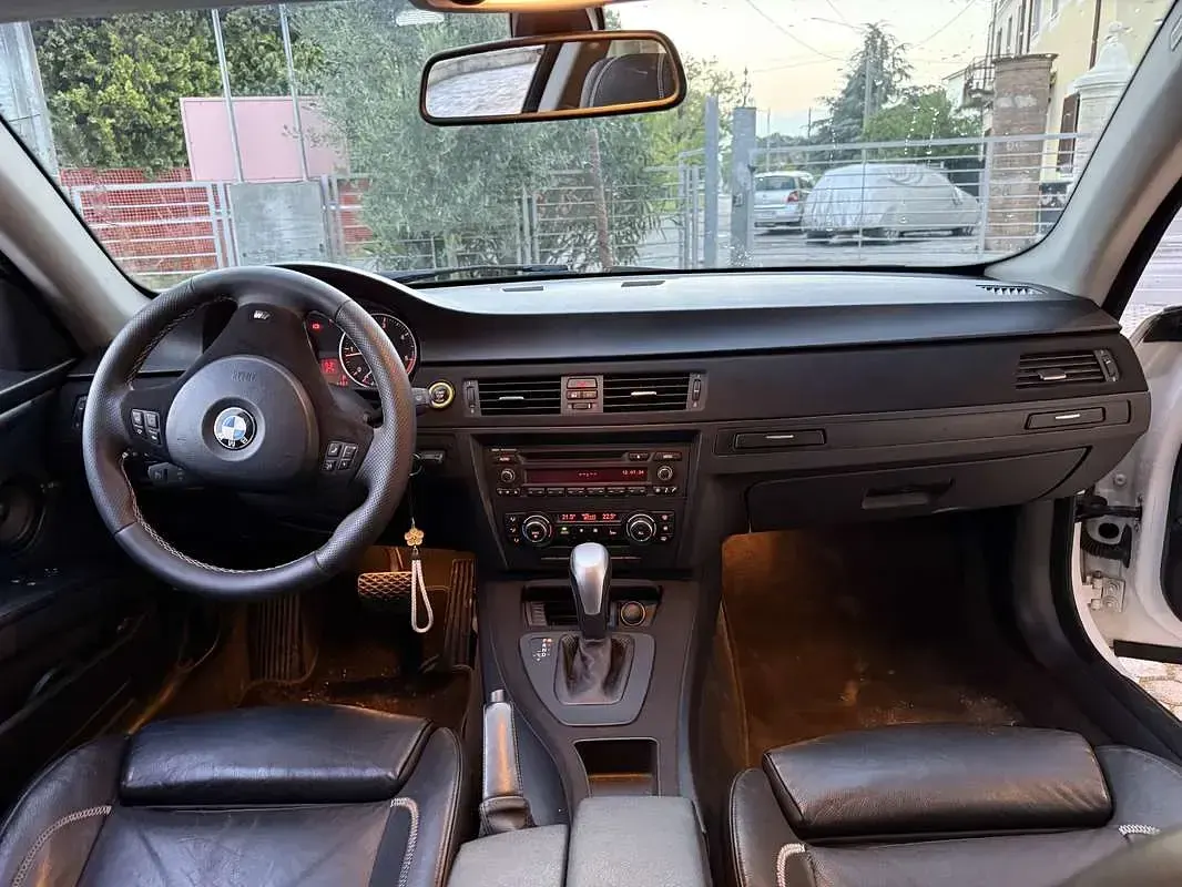 Usata BMW 320 184 CV (135 kW) 2012 Coupé