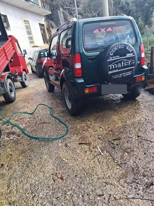 Second-hand Suzuki Jimny 80 CP (58 kW) 1999 Verde SUV