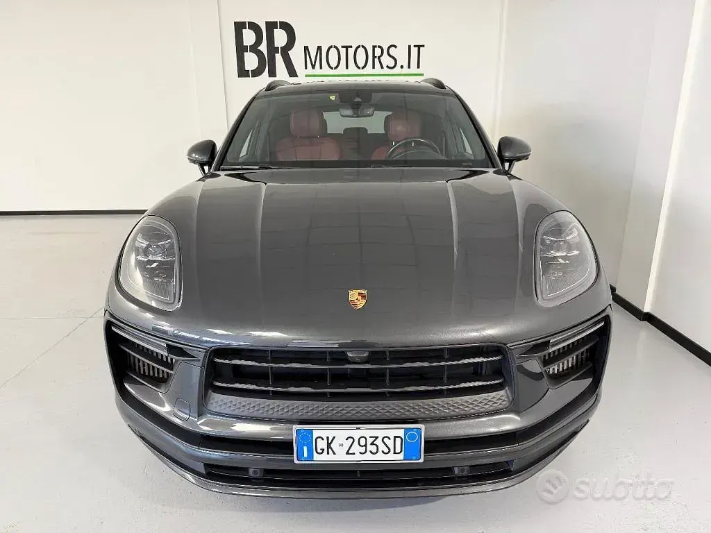 Usata Porsche Macan 381 CV (280 kW) 2022 Grigio SUV