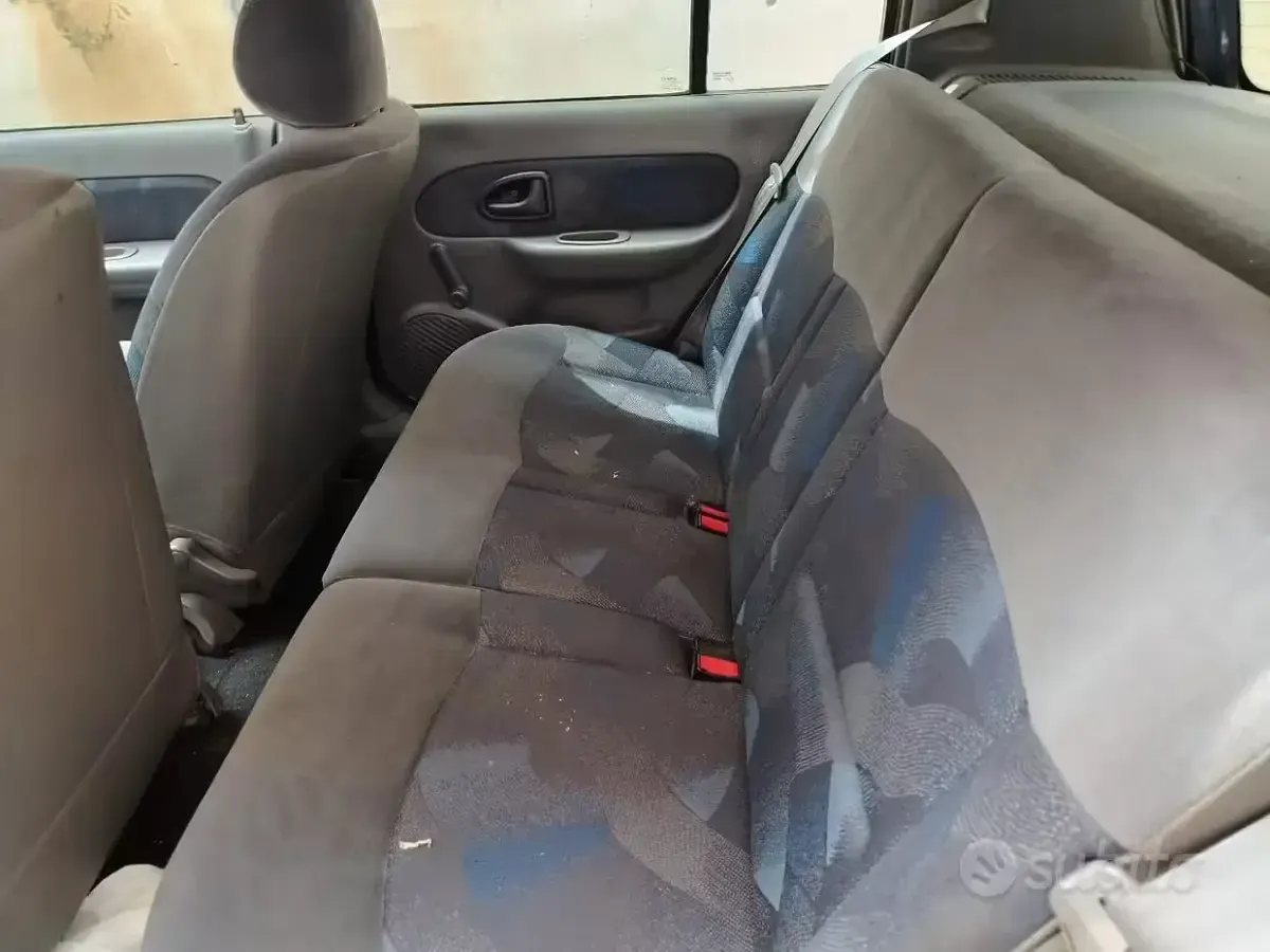 Usata Renault Clio 58 CV (42 kW) 2000 Berlina