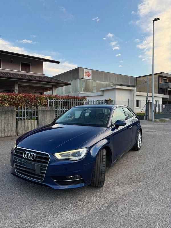 Usata Audi A3 105 CV (77 kW) 2014 Blu Coupé
