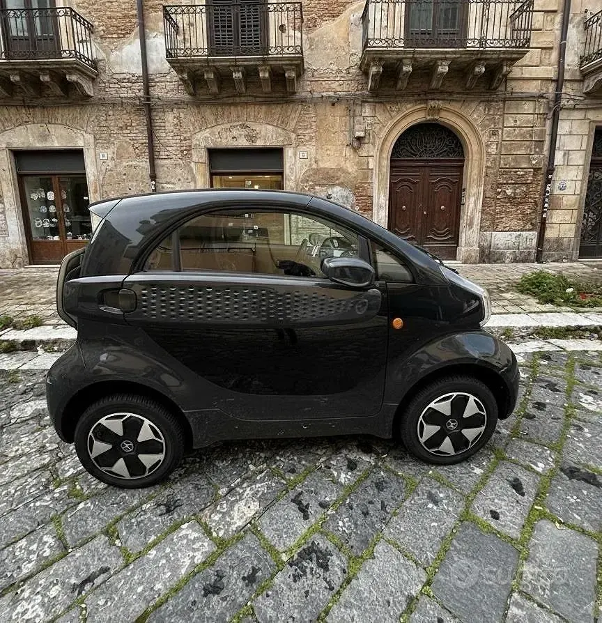 Usata XEV Yoyo 7 kW (10 CV) 2024 Nero Utilitaria