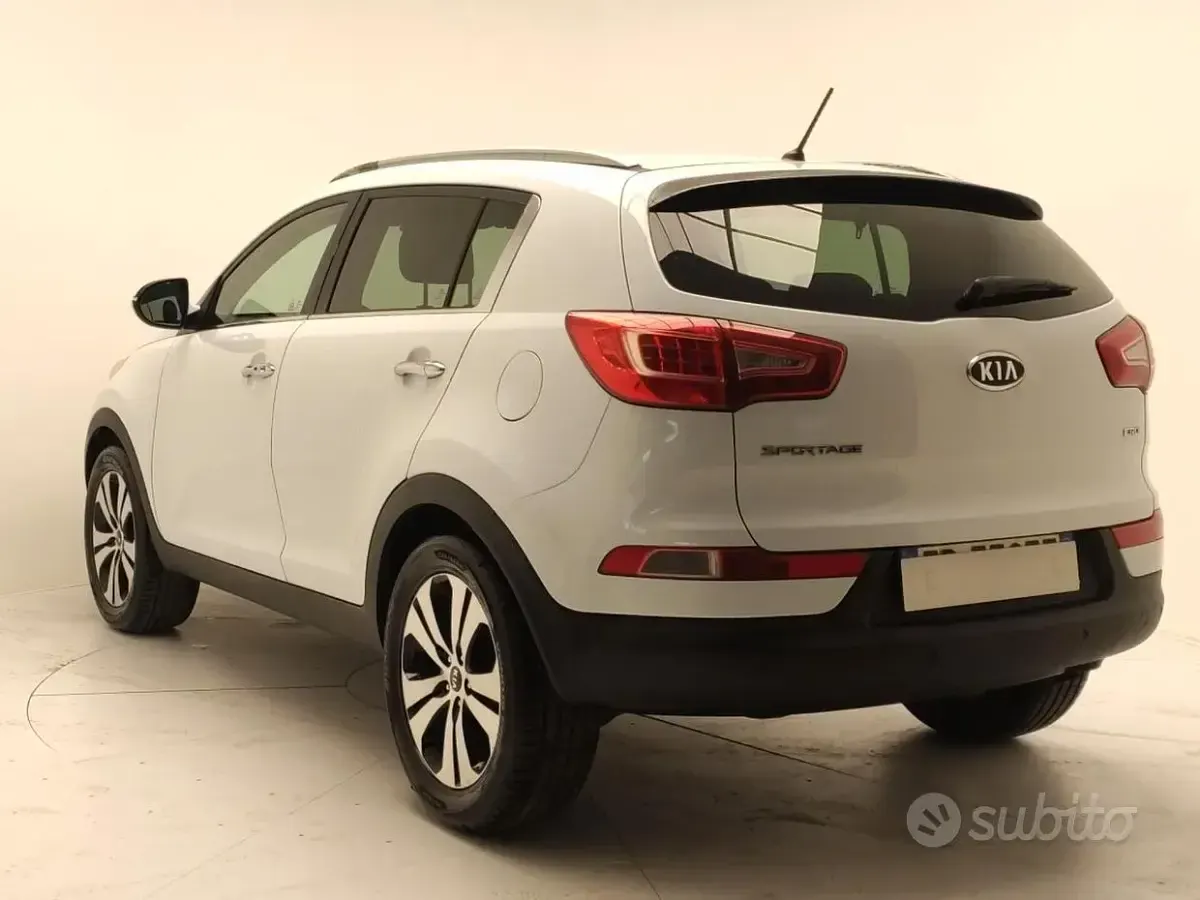 Usata Kia Sportage Active 116 CV (85 kW) 2011 Bianco SUV