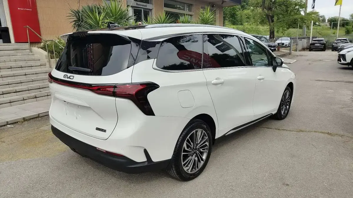 Nuova EVO Evo 5 177 CV (130 kW) 2026 Other SUV