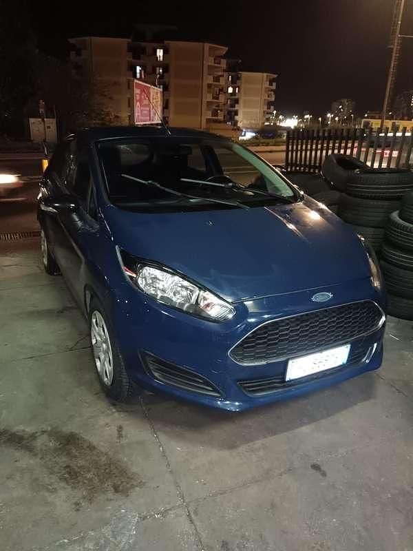 Usata 2012 Ford Fiesta Business Edition Tre volumi | 7500 € (Molto cara) - Immagine 1/4