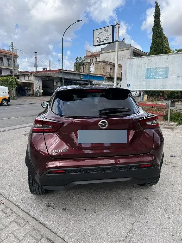Usata Nissan Juke Tekna 114 CV (83 kW) 2021 Rosso SUV