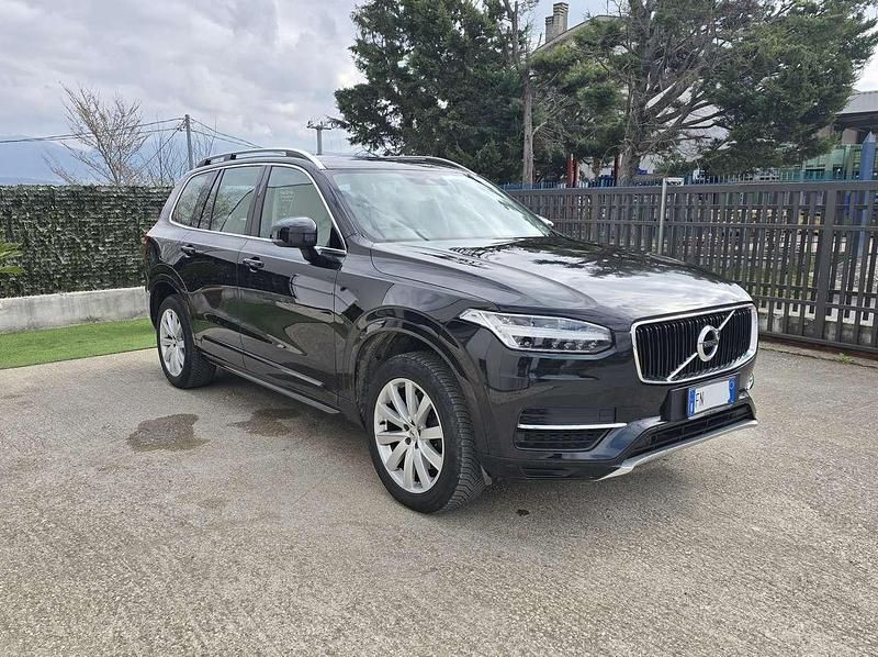 Usata Volvo XC90 Momentum 190 CV (139 kW) 2018 Nero SUV