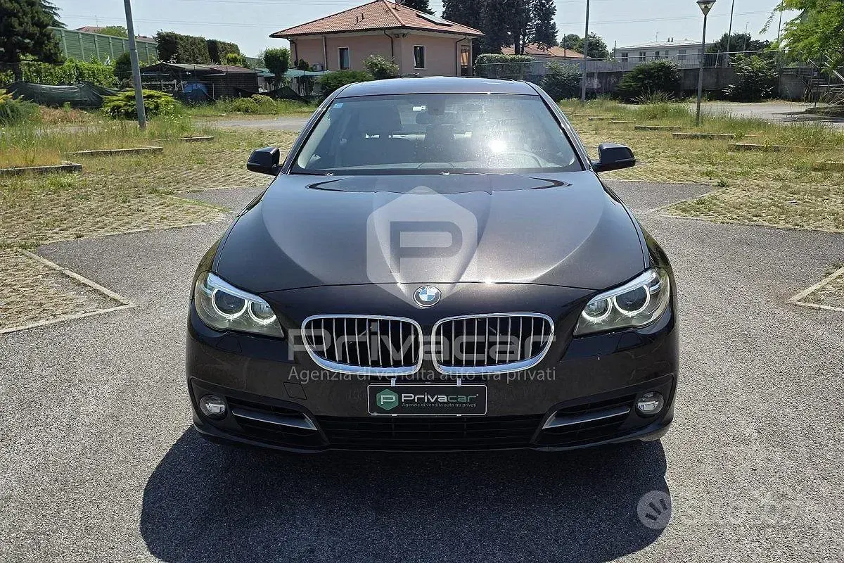 Usata BMW 528 Comfort Edition 245 CV (180 kW) 2016 Nero Berlina
