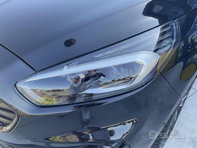 Usata Ford S-MAX Business Edition 190 CV (139 kW) 2022 Nero Monovolume