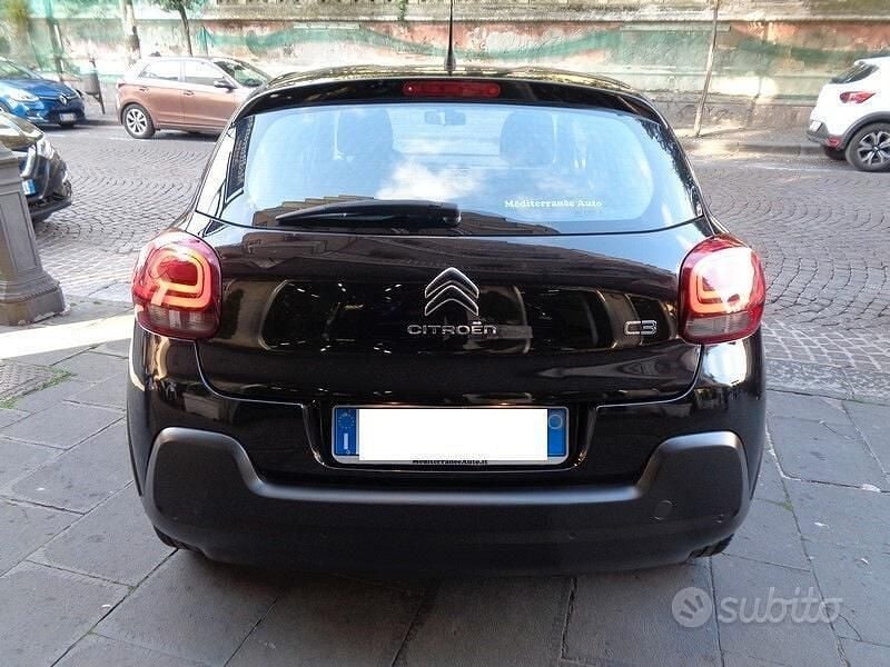 Usata Citroën C3 Shine 101 CV (74 kW) 2019 Nero Utilitaria