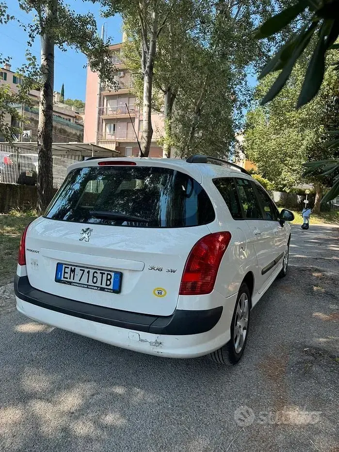 Usata Peugeot 308 Business-Line 92 CV (67 kW) 2012 Bianco Station wagon