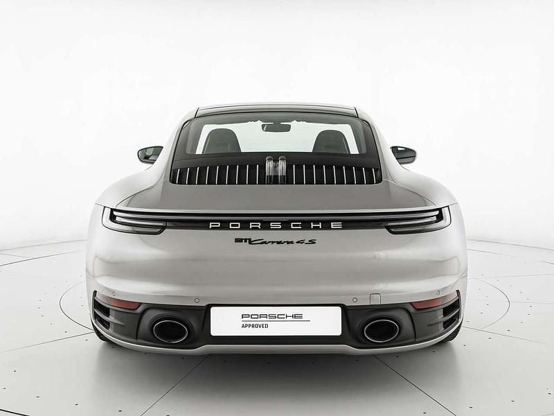 Usata Porsche 911 Carrera 4S 450 CV (330 kW) 2021 Argento gt metallizzato Coupé