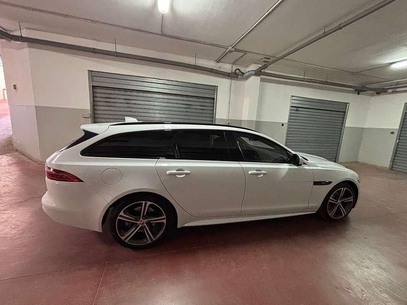 Usata Jaguar XF Sportbrake R-Sport 179 CV (131 kW) 2020 Bianco Station wagon