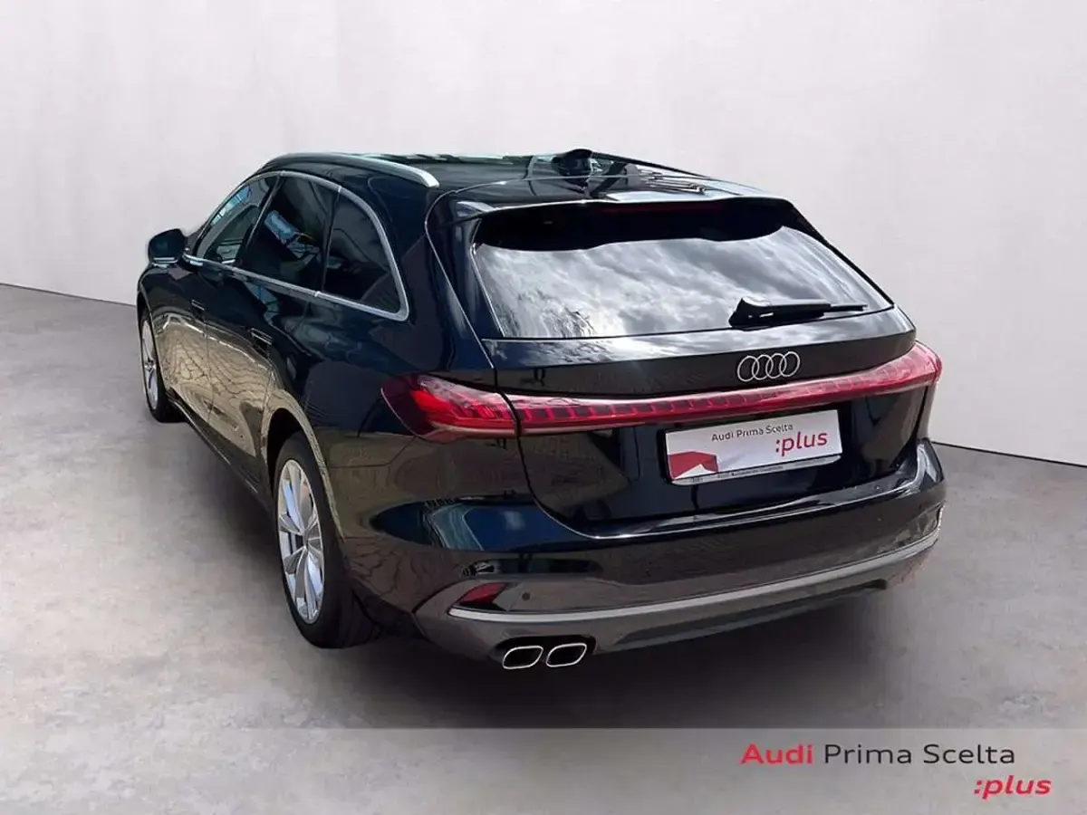 Usata Audi A5 Advanced Plus 204 CV (150 kW) 2025 Nero mito metallizzato Station wagon