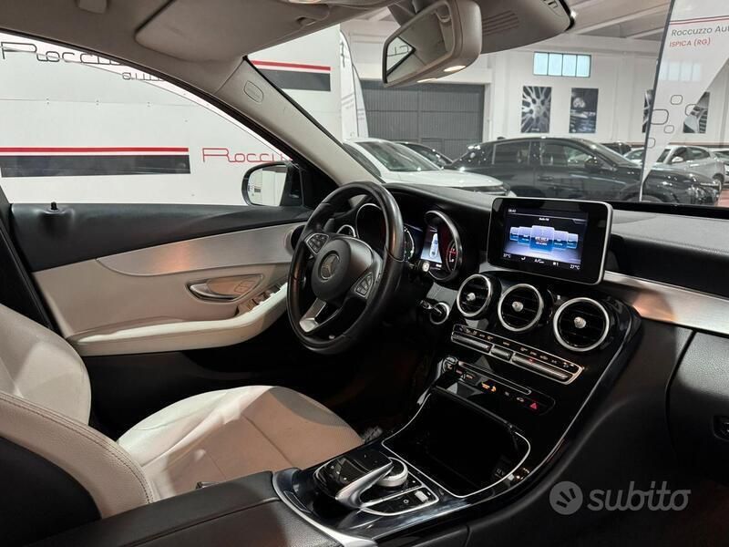 Usata Mercedes C220 Premium 203 CV (149 kW) 2018 Nero Station wagon
