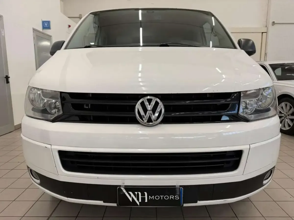 Usata VW Multivan Highline 179 CV (131 kW) 2011 Bianco Monovolume
