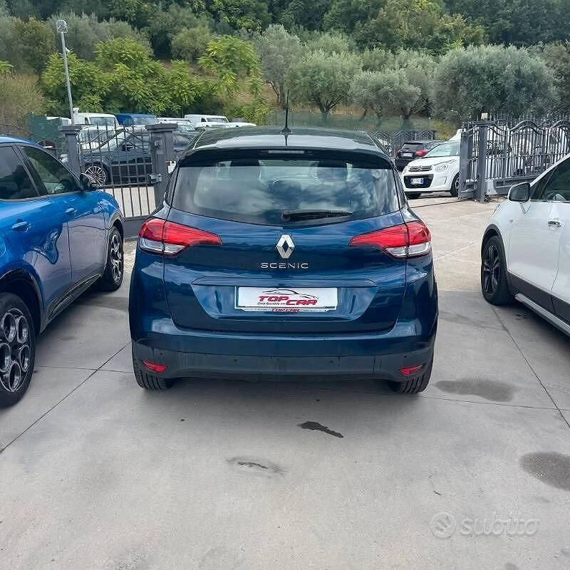 Usata Renault Scénic IV Intens 110 CV (80 kW) 2019 Blu Monovolume